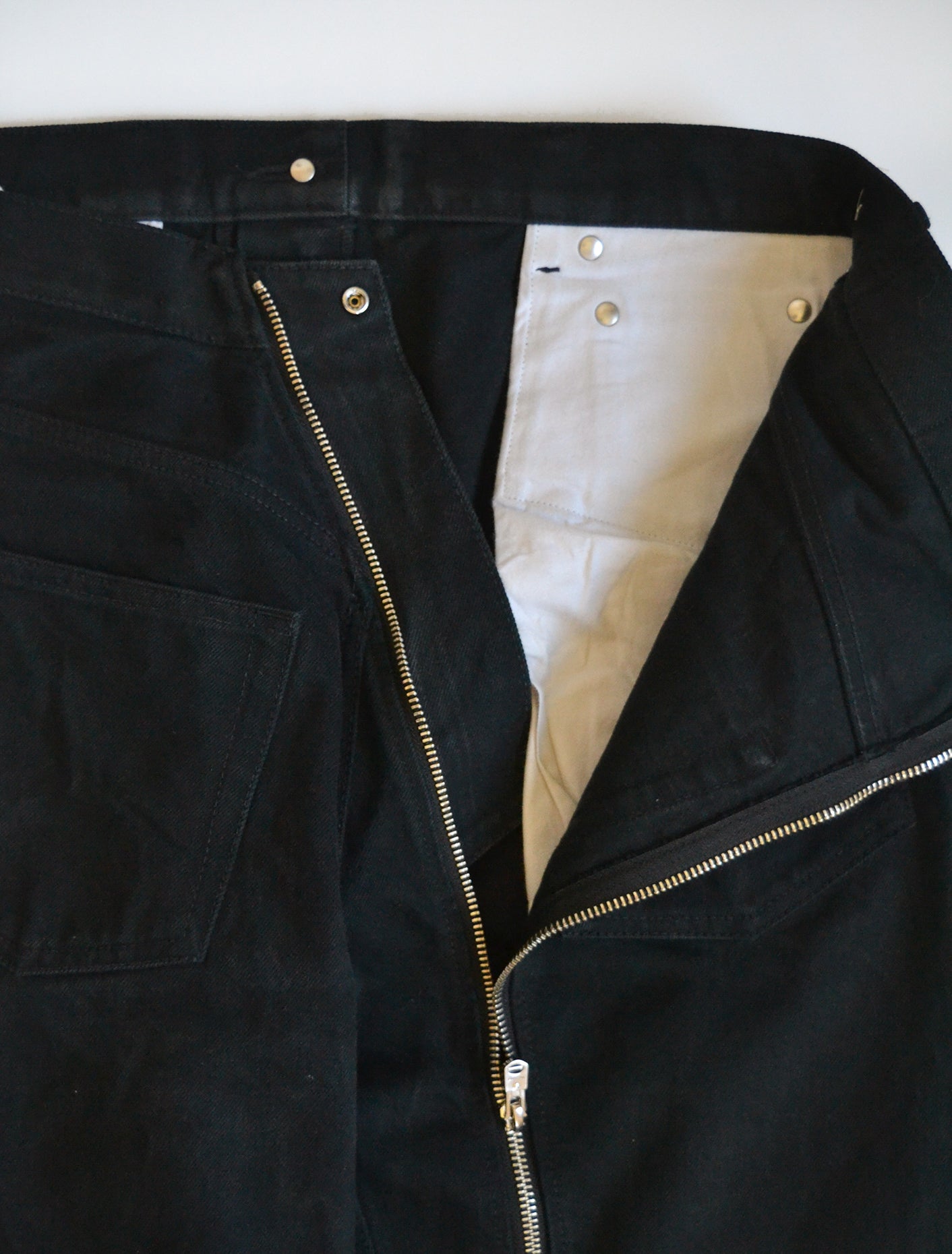 格安TAKAHIROMIYASHITATheSoloist. 90° jean. Lot.1990 No.0 Regular Straight Fit Jeans with Heavy-Slub Artistic