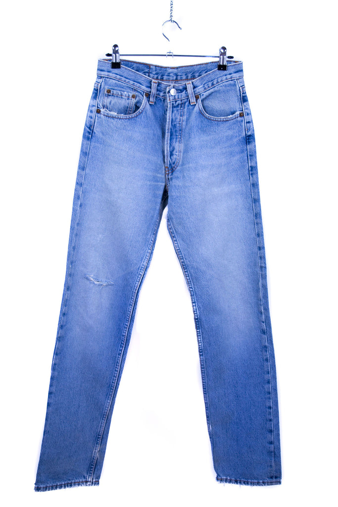 Levi's 501 Perfect Butt Rip Jeans - AVERAGE LOCAL